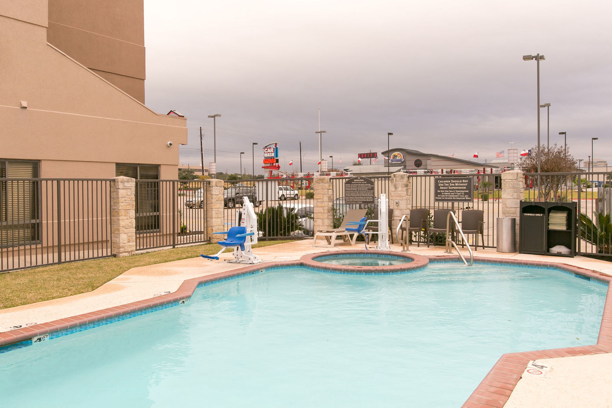 Comfort Suites Austin Nw Lakeline Facilidades foto